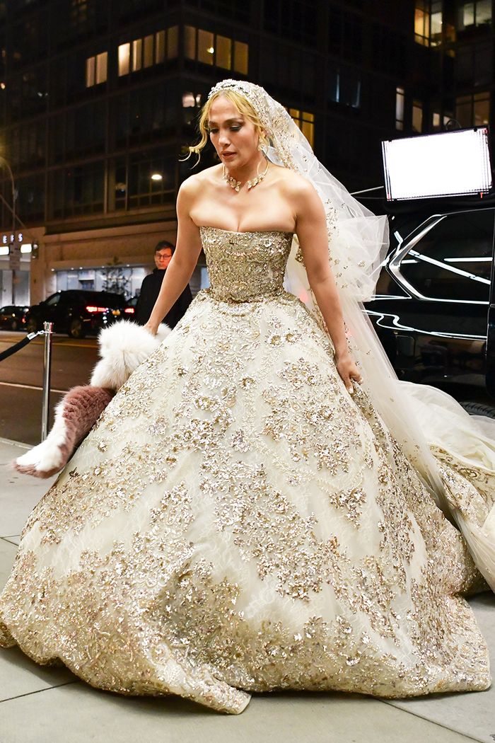 Jennifer Lopez Wedding Dress