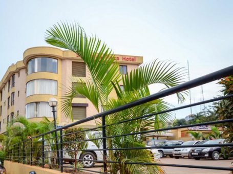 Hillside Plaza Hotel