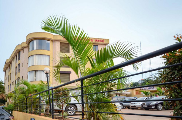 Hillside Plaza Hotel