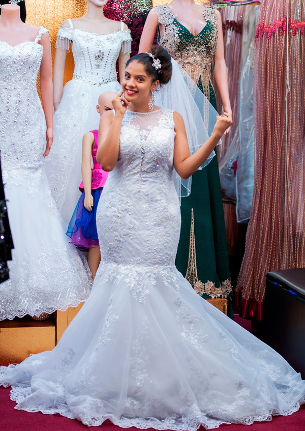 Lady Scarlet Bridal & Salon