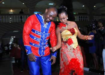 Grooms Guide : Changing attire for him
