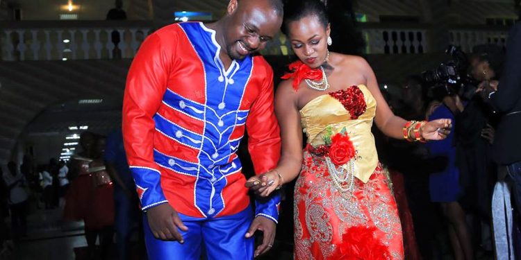 Grooms Guide : Changing attire for him