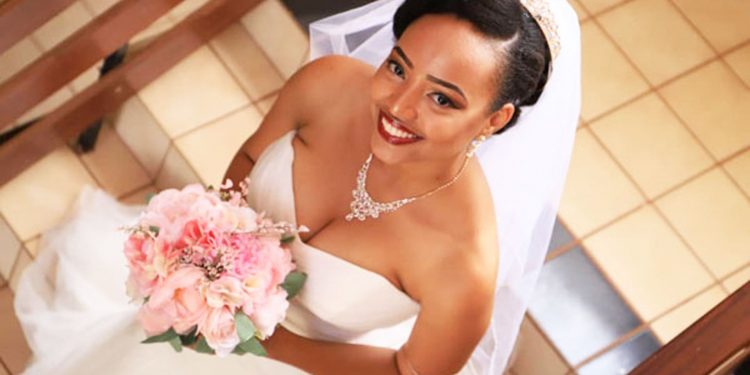 Look glam on your wedding with these makeup tips