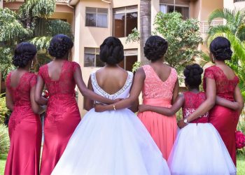 Cool modern wedding hairstyles for a contemporary bride