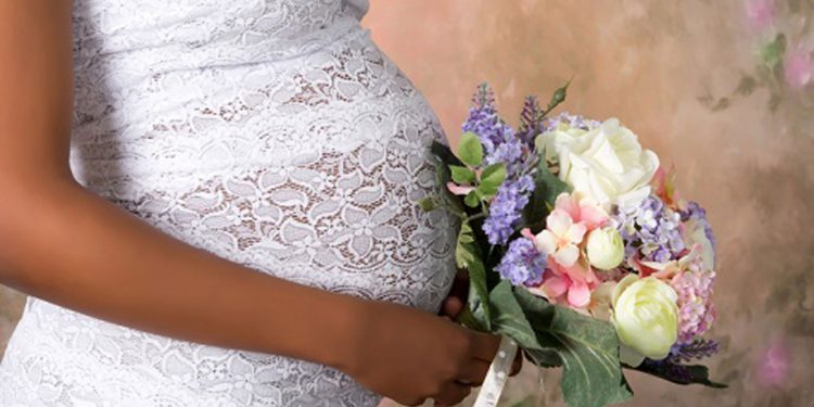 The pregnant bride: How to rock wedding your day