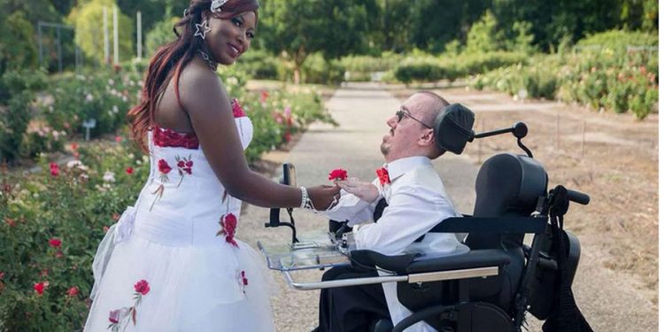 Kenyan lady finds true love with handicapped man