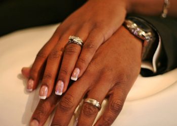 How to avoid choosing the wrong wedding ring