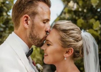 Tottenham striker Harry Kane gets married to childhood sweetheart