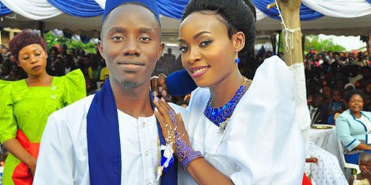 Kasese’s top songstress Heli Esli introduces fiance Sunshine Melody in lovely ceremony.