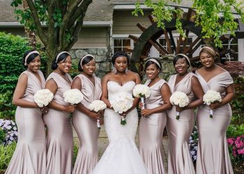 5 amazing bride-bridesmaids shots