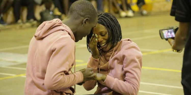 Basketball umpire proposes to girlfriend during a match