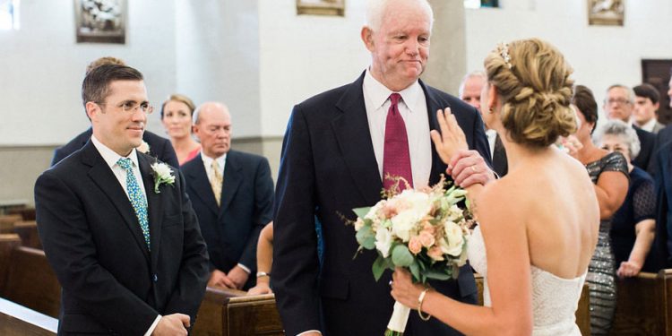 Bride is walked down the aisle by man who received her father’s heart