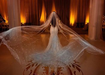 10 unique bridal veil shots for every bride to try out