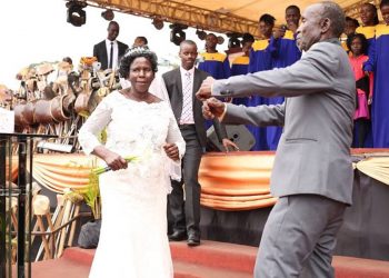 Couple formalises marriage after 53 years at 77 Dogs mass wedding