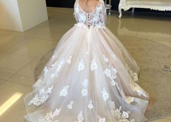 4 flower girl dress trains to inspire a bride-to-be