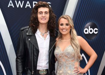 Former American Idol contestants wed in intimate ceremony