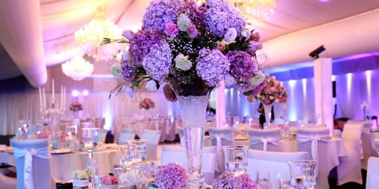 Do you really need to hold wedding meetings?