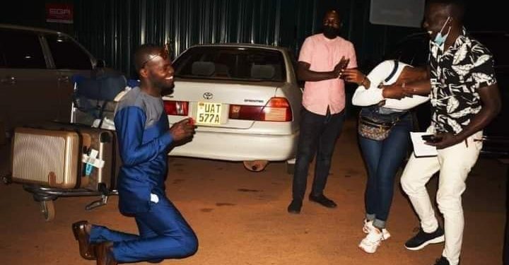 Saudi Arabian returnee surprised with proposal at Entebbe airport soon as she landed
