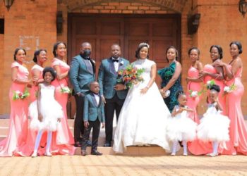 Photos: UCU lecturer who blocked traffic on Entebbe Road to propose to girlfriend weds