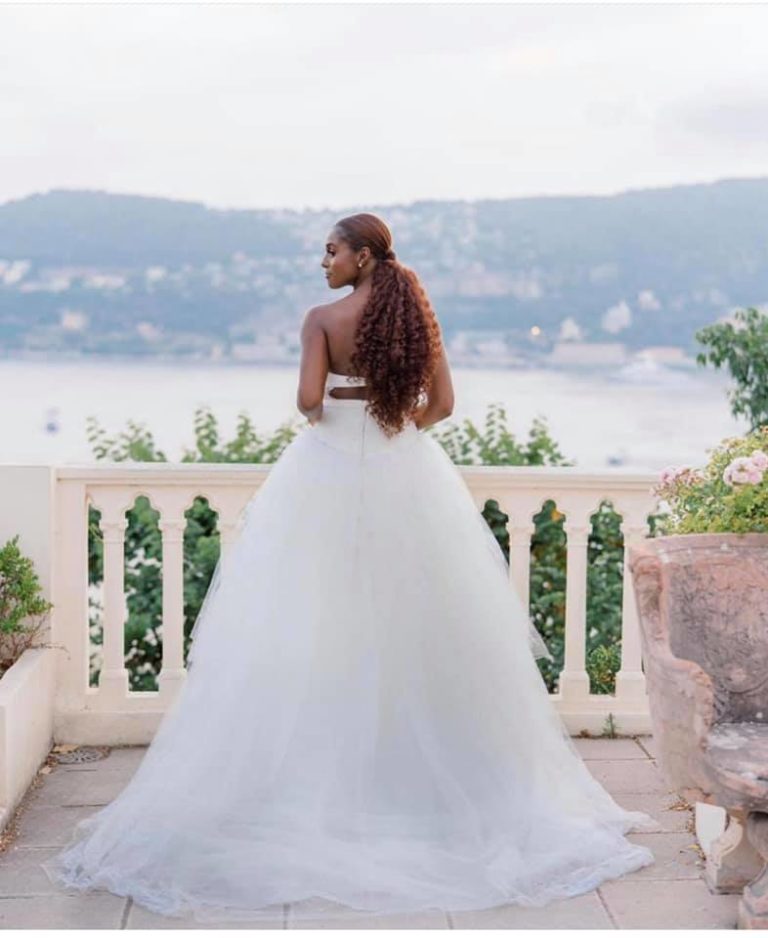Issa Rae announces marriage by posting photos of