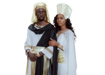 1000 roses for her was never too much for him