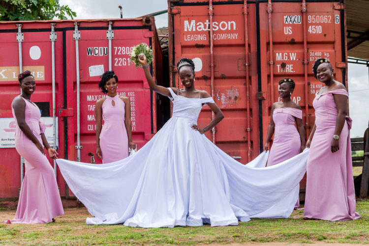 I approached her to learn French