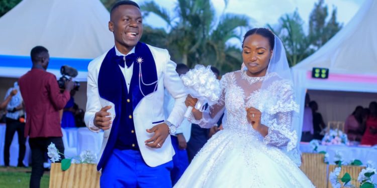 We organised our 250 people wedding with only 4 people