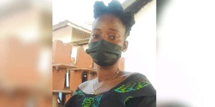 Surprise engagement nearly ends in tragedy after woman swallows ring