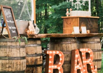 How to create an unforgettable wedding bar experience